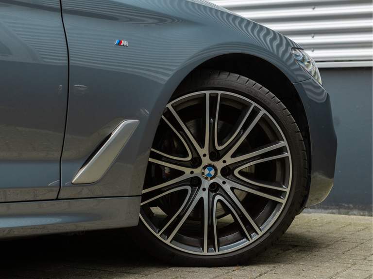 BMW BMW