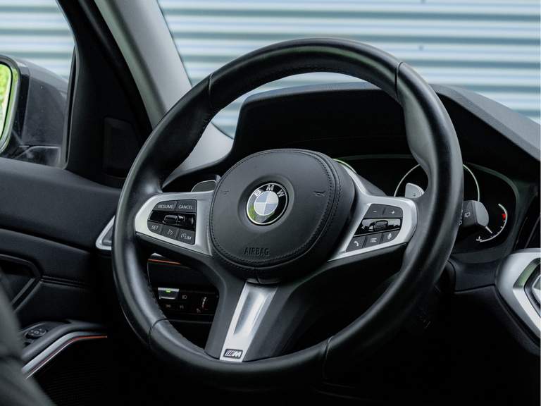 BMW BMW