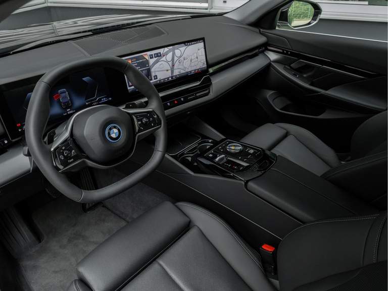 BMW BMW