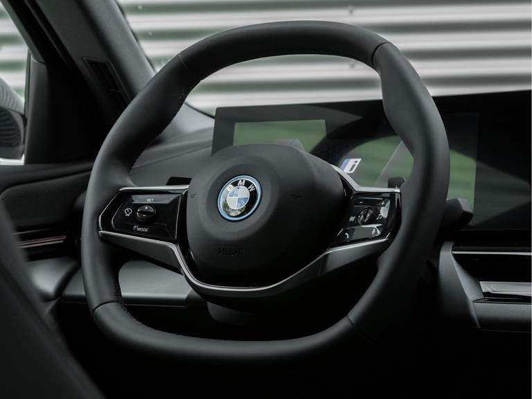 BMW BMW