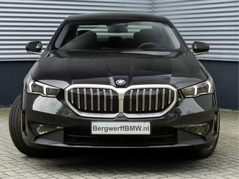 BMW BMW