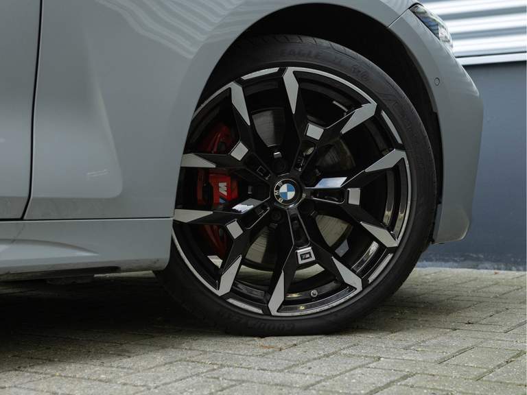 BMW BMW