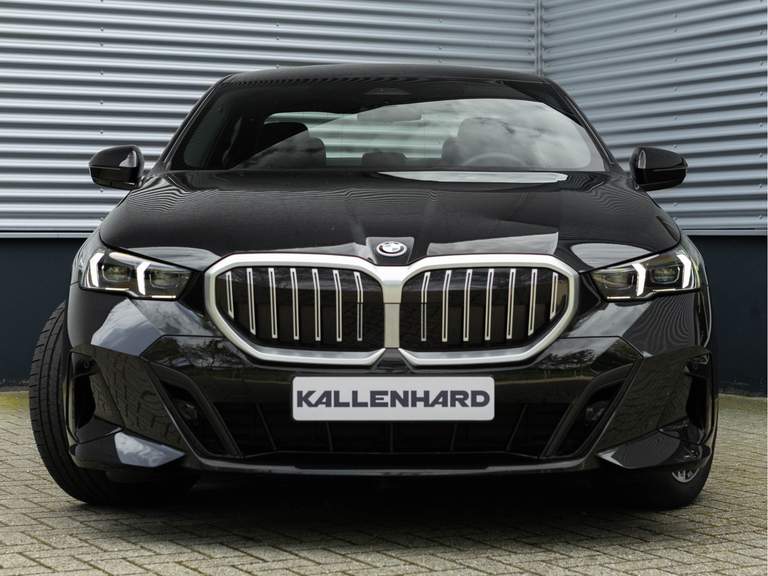 BMW BMW