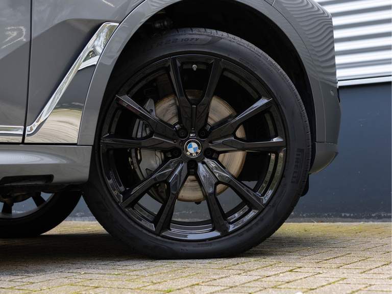 BMW BMW