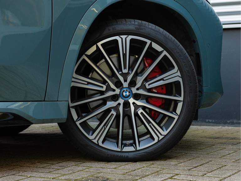 BMW BMW
