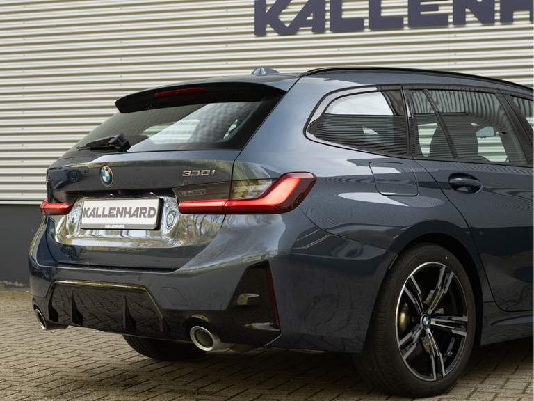 BMW BMW