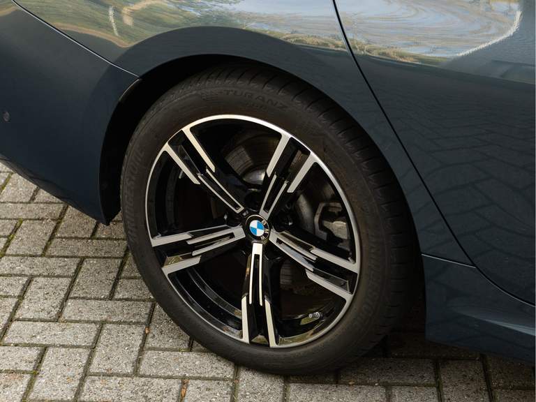 BMW BMW