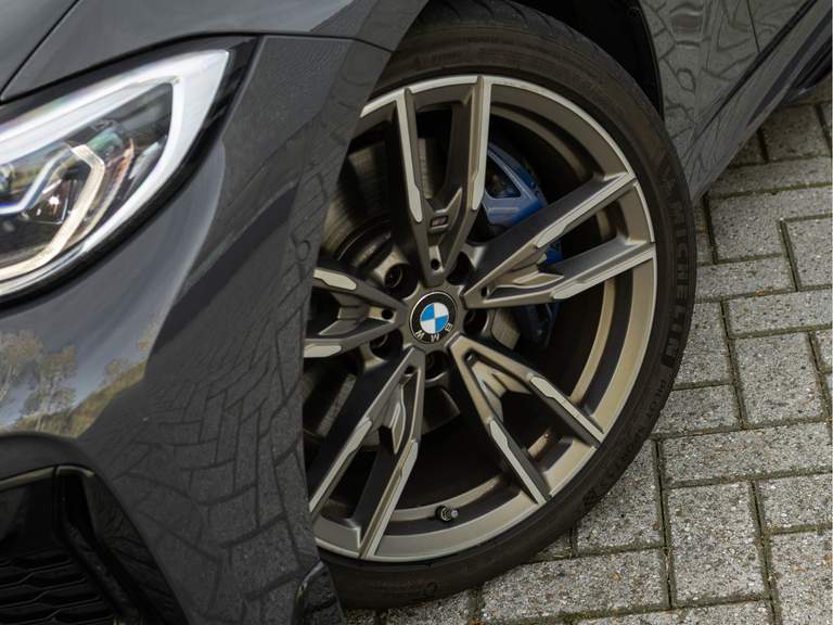 BMW BMW