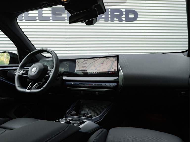 BMW BMW