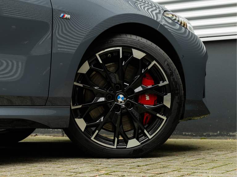 BMW BMW