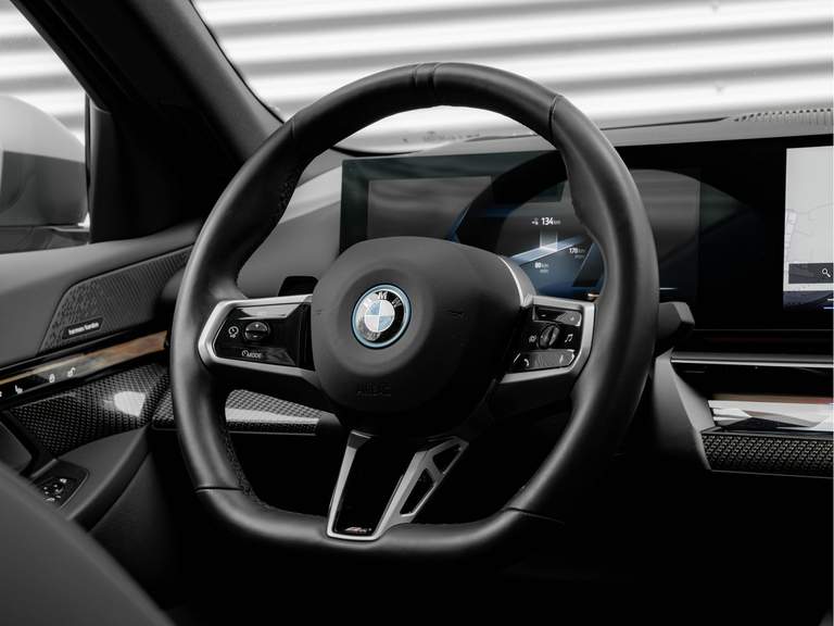 BMW BMW