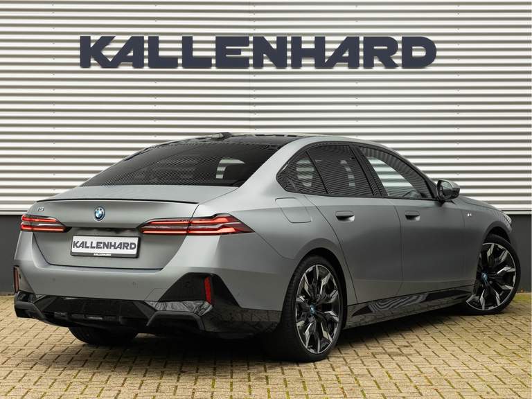 BMW BMW