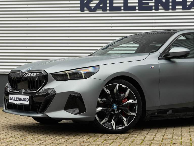 BMW BMW