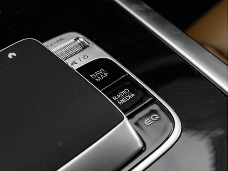 Mercedes-Benz Mercedes-Benz