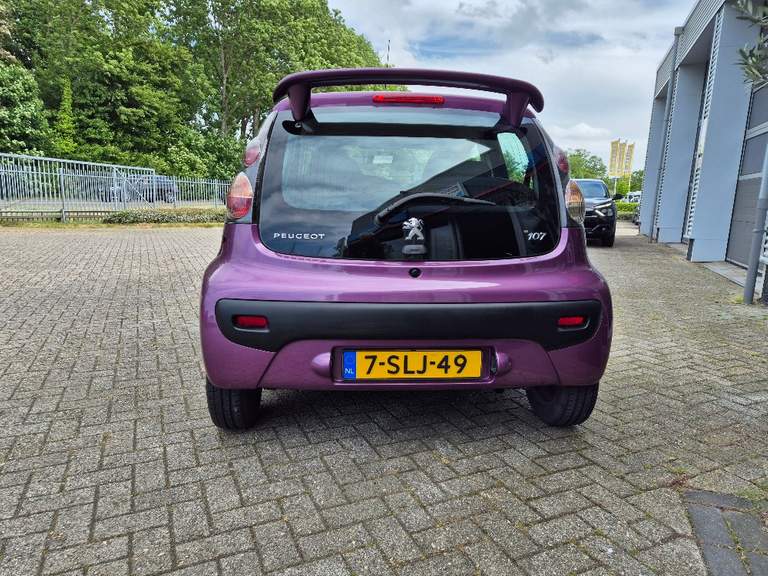 Peugeot Peugeot