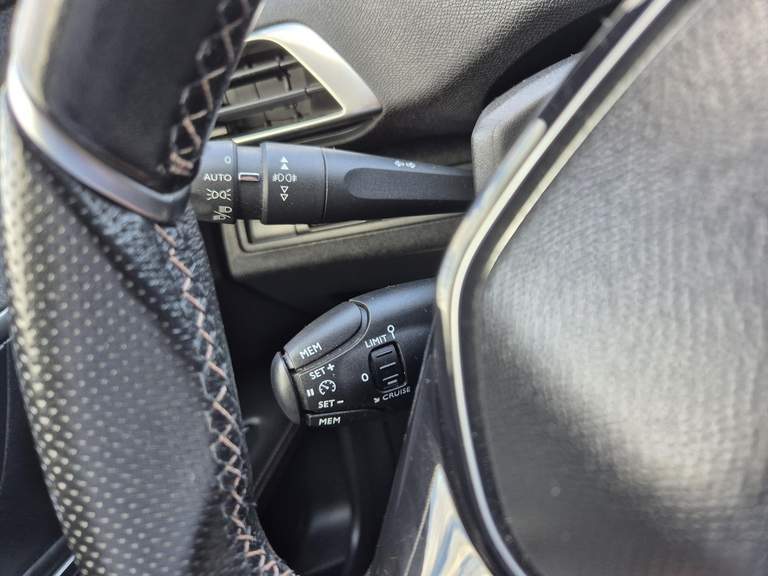 Peugeot Peugeot