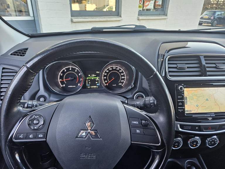 Mitsubishi Mitsubishi