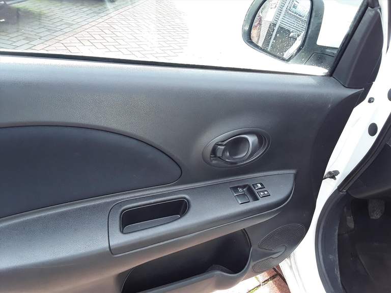 Nissan Nissan