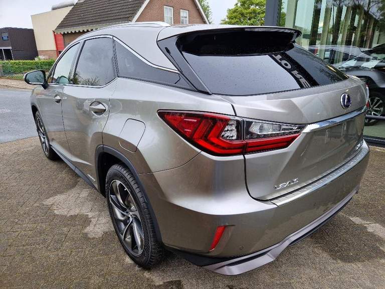 Lexus