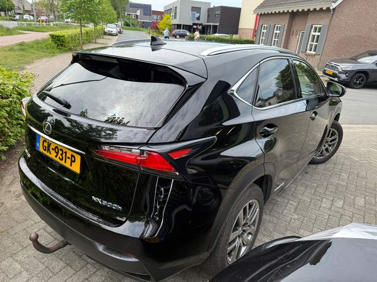 Lexus