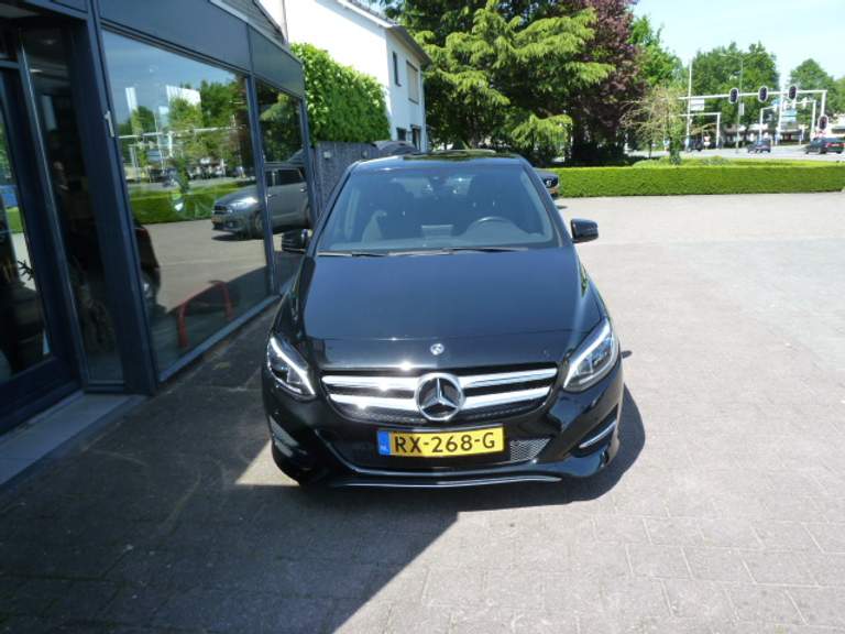 Mercedes-Benz Mercedes-Benz