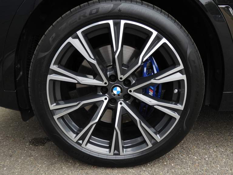 BMW BMW