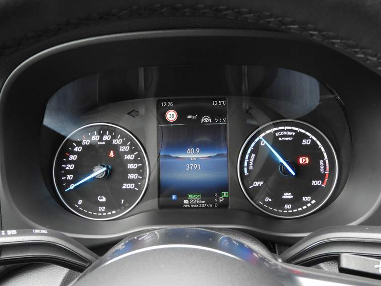 Mercedes-Benz Mercedes-Benz