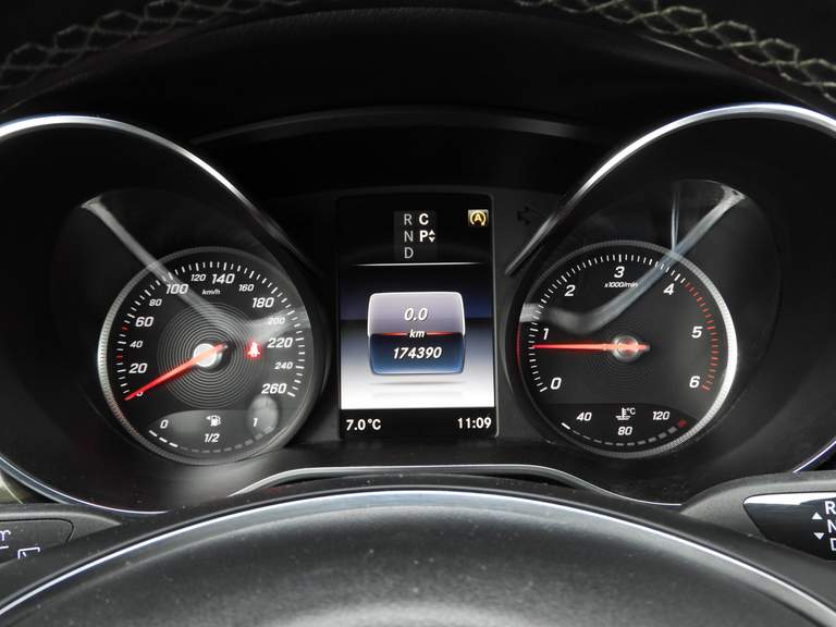 Mercedes-Benz Mercedes-Benz