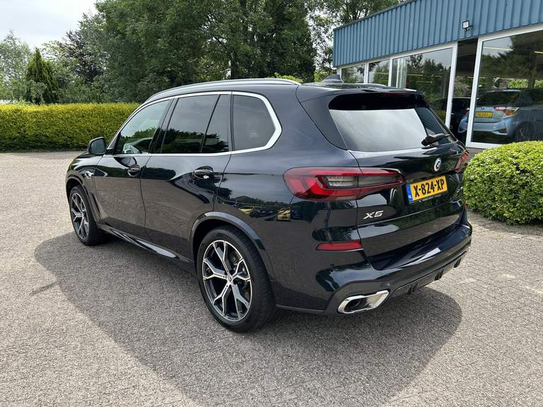 BMW BMW