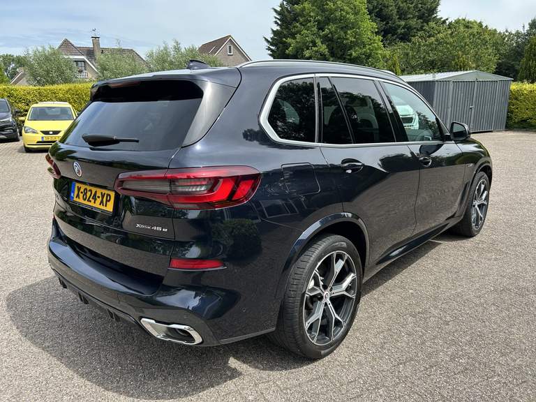 BMW BMW