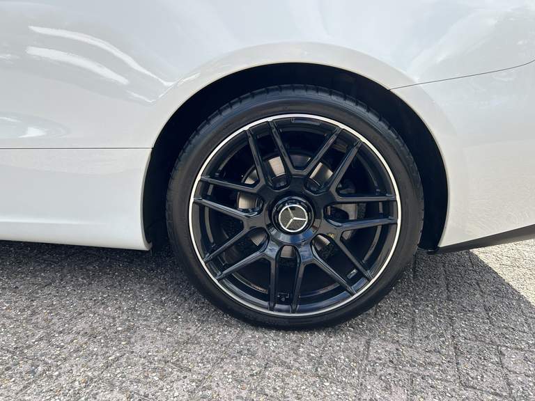 Mercedes-Benz Mercedes-Benz