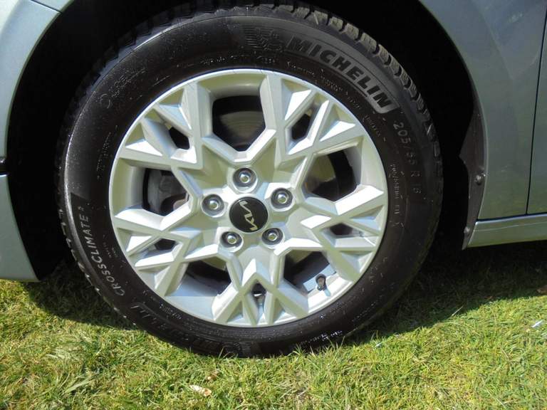 Kia