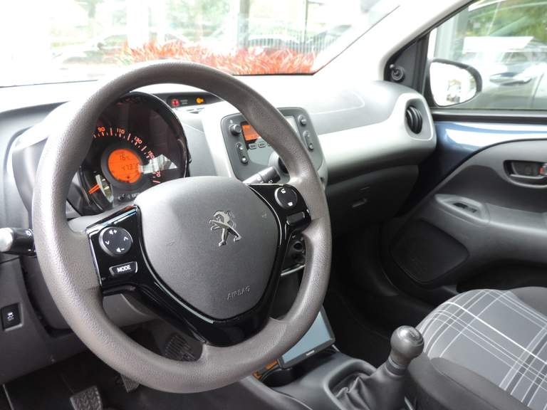 Peugeot