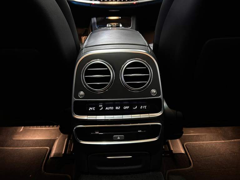 Mercedes-Benz Mercedes-Benz