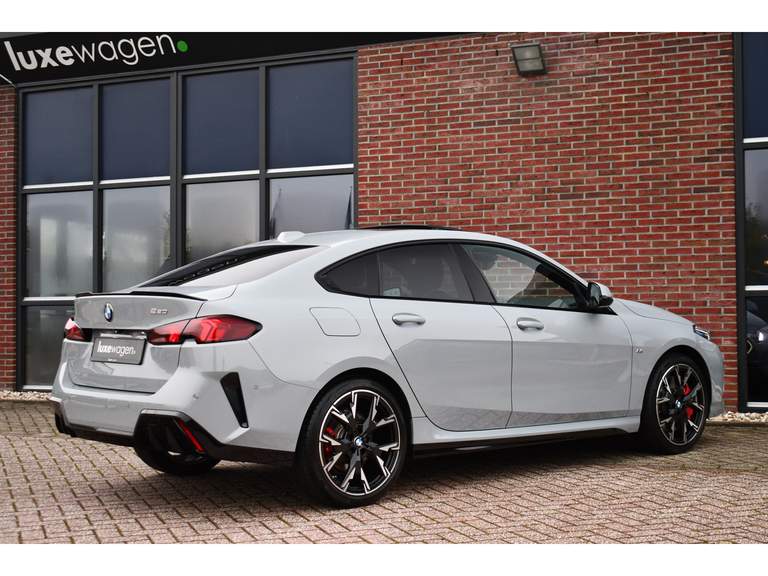 BMW BMW