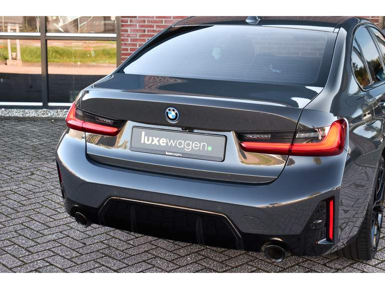 BMW BMW