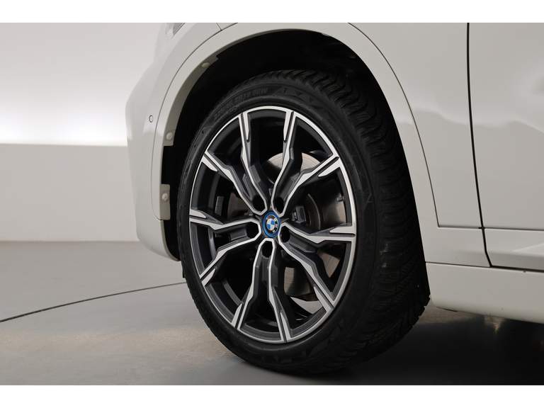 BMW BMW