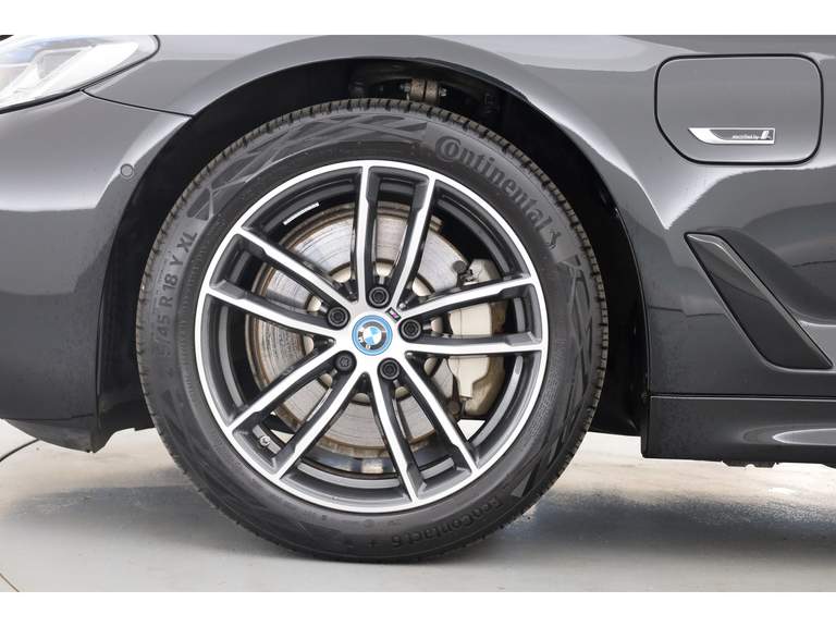 BMW BMW