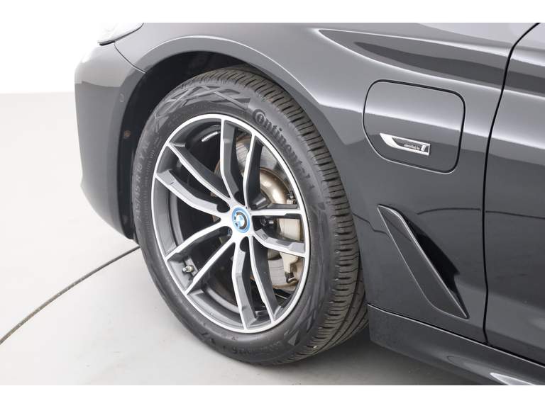 BMW BMW