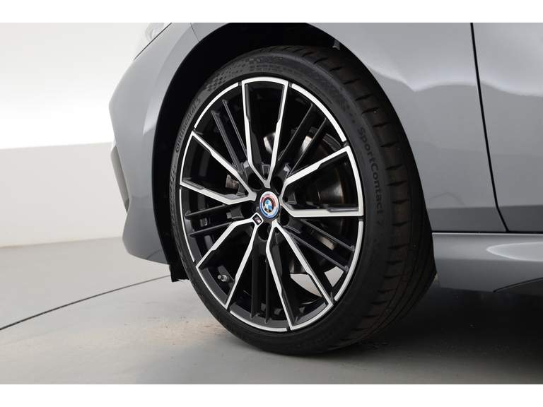 BMW BMW