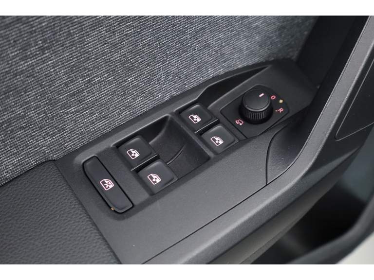 SEAT SEAT
