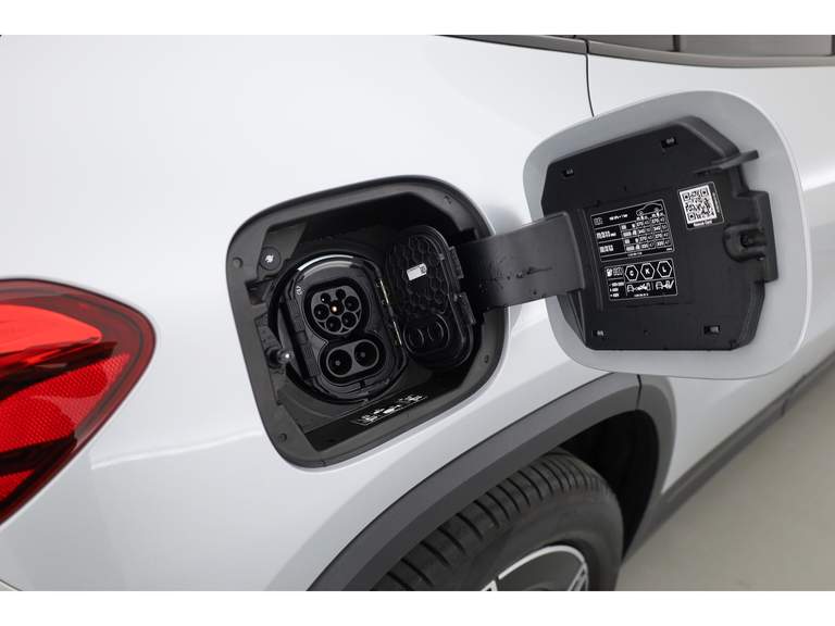 Mercedes-Benz Mercedes-Benz