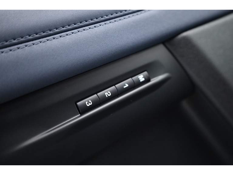 Land Rover Land Rover