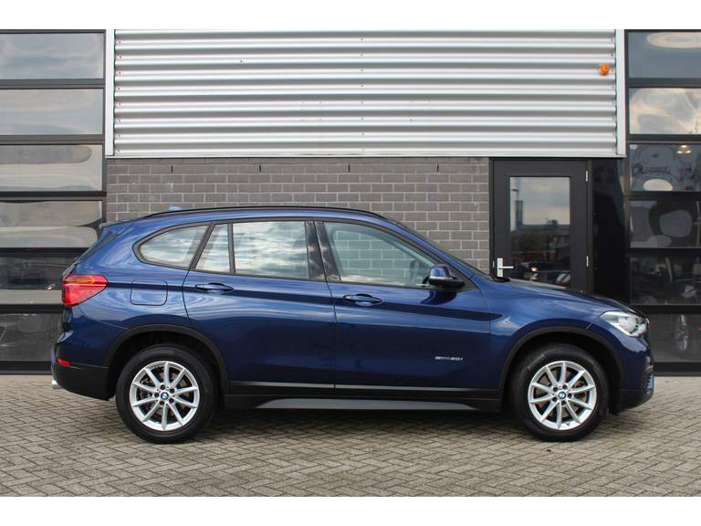 BMW BMW