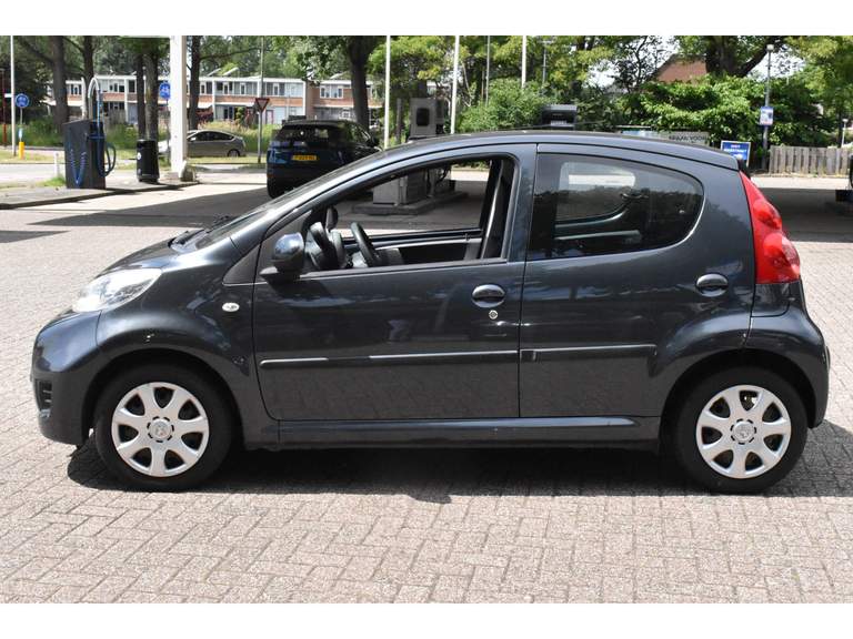 Peugeot