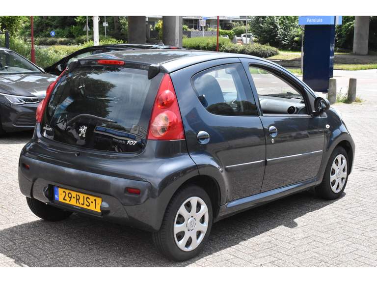 Peugeot