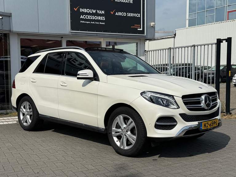 Mercedes-Benz Mercedes-Benz