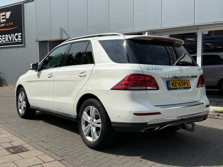 Mercedes-Benz Mercedes-Benz