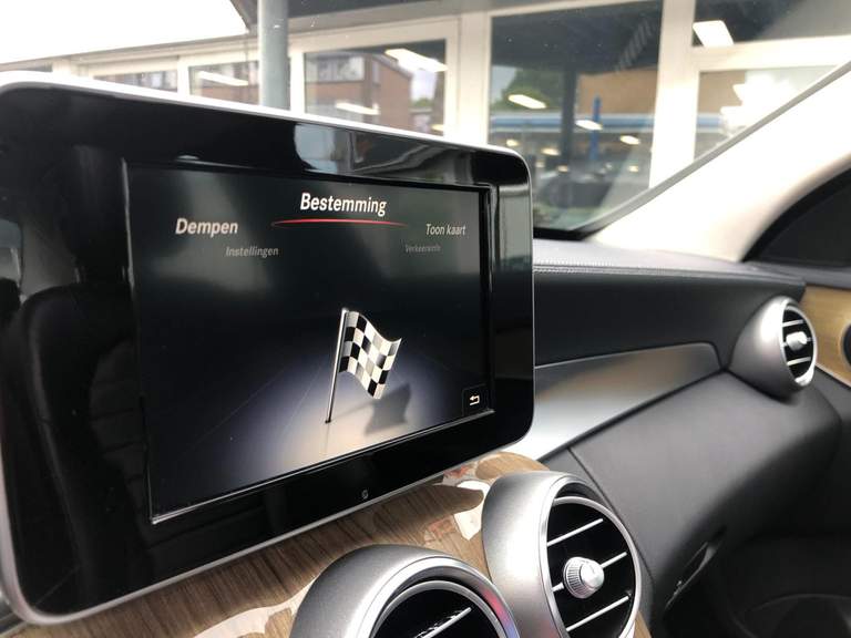 Mercedes-Benz Mercedes-Benz