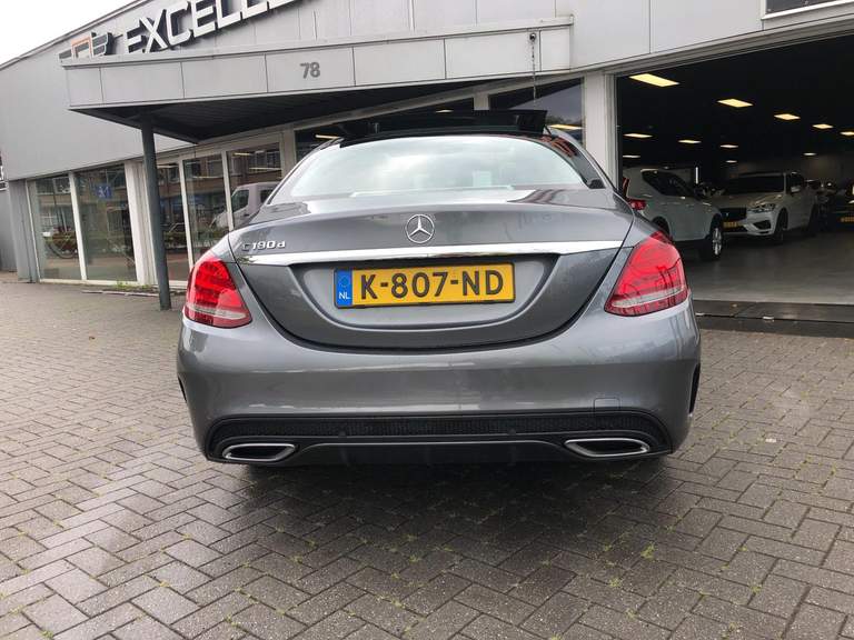 Mercedes-Benz Mercedes-Benz